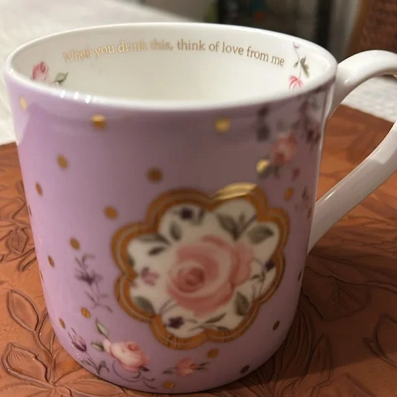 Vintage Royal Albert Rose Confetti Cup made in England - Picture 5 of 6